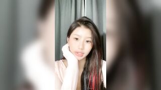 长江后浪推前浪嫩模新人是个极品炮架刚下海的嫩妹一股洋马风味