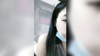 炮机大黑牛伺候小少妇蒙上眼睛自慰