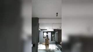 炮机大黑牛伺候小少妇蒙上眼睛自慰